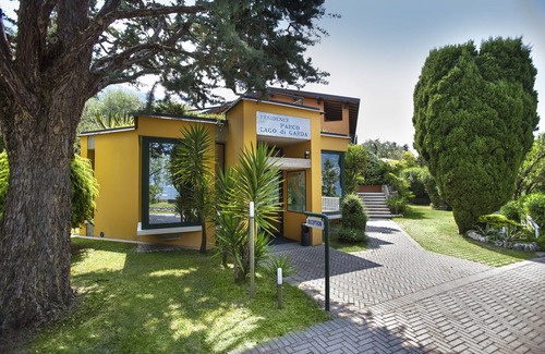 Campagnola House | Residence Parco Lago Di Garda