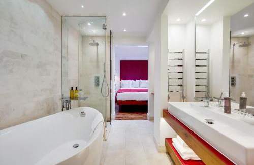 Kings Cross St. Pancras Apartment | Residences at The Gyle - London