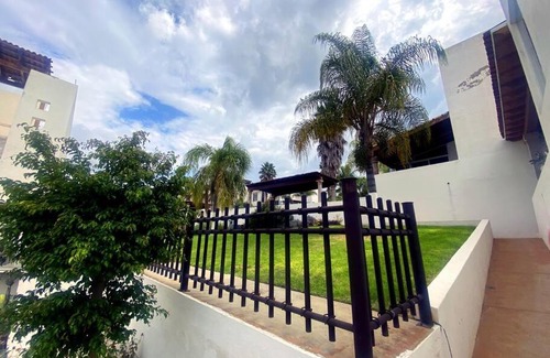 San Miguel de Allende House | Residencia con alberca