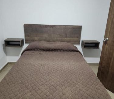 San Luis Potosi House | Residencia en zona industrial