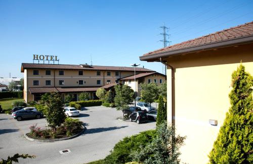 Vigevano Apartment | Residenza Del Parco