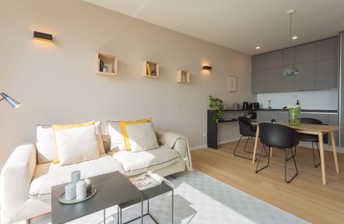 Nesso Apartment | Residenza Maxim with pool