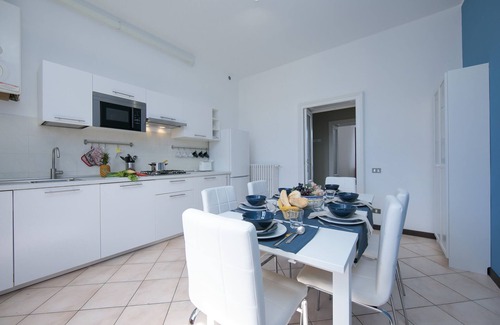 Luino Apartment | Residenza Oleandro Lake View Luino Center