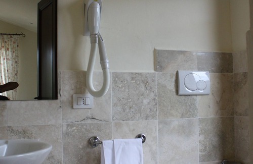 Guzman House | Residenza Porta Guelfa: Your stay between wellness and relaxation.