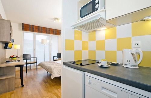 Prevessin-Moens House | Residhome Le Carre d'Or Prevessin
