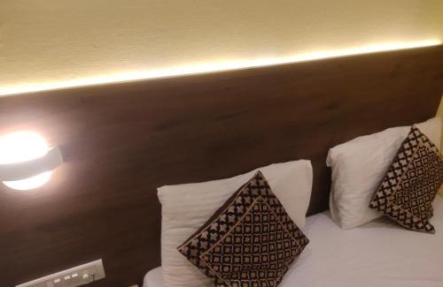 Matheran Bed & Breakfast | Resort hilltone matheran
