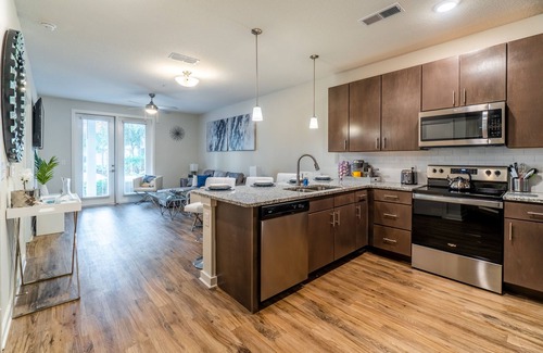 Deerwood Apartment | Resort-Style Apt by Shops*Food*Park 8 Min to Mayo