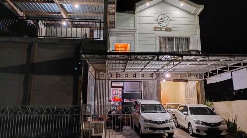 Wonosobo House | Resy home syariah family room dekat alun2 wonosobo