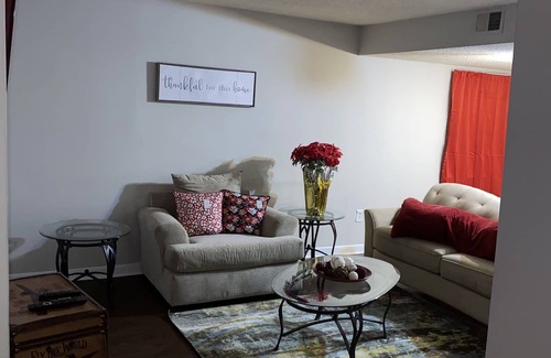 Germantown House | Retreat to a Stylist and Peaceful Apartment Home