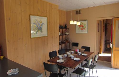 Braibant House | Retreat with Ponds, Braibant
