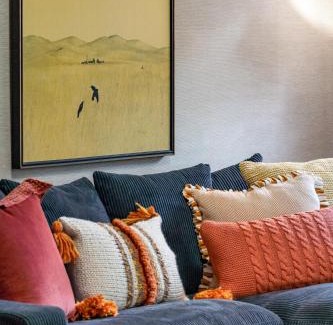 Starcrest House | Retro Getaway In Hazel Dell
