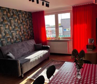 Zotow Apartment | Retro