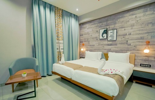 Akola Hotel | RG Exclusive Hotel-Akola