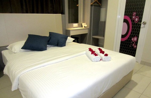 Parit Raja Hotel | RG Grand Hotel