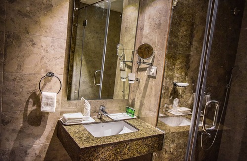 Yeshwanthpur Hotel | RG Royal Hotel and Convention