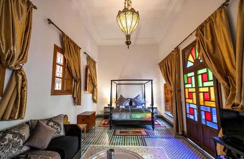 Layoun Bed & Breakfast | Riad Authentic Palace & Spa - Bassatine