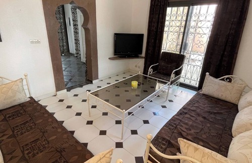 Saly House | Riad de TOM with private swimming pool