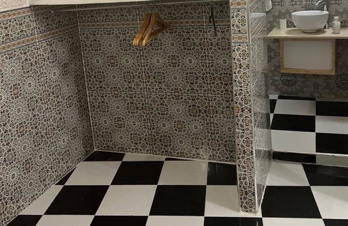 Sidi Ben Slimane El Jazouli House | Riad L'ayinn in Marrakesh