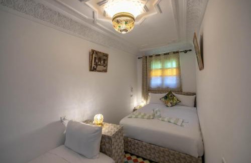 Zekkak Er Roumane House | Riad Zara Fez