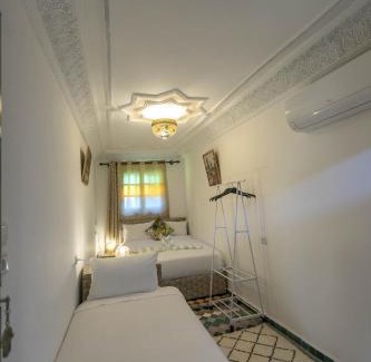 Zekkak Er Roumane House | Riad Zara Fez