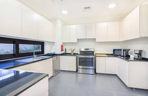 Dubai Apartment | Richmond, 119 | Damac | 3BD