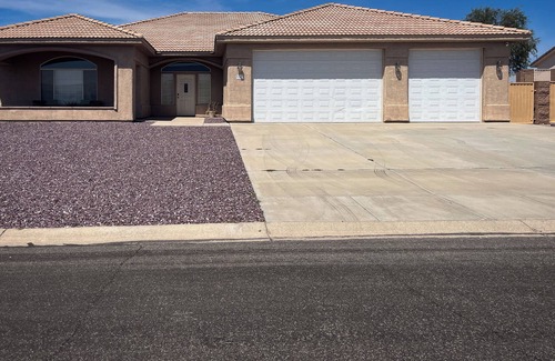 Sunridge Estates House | Ridgeline Oasis!