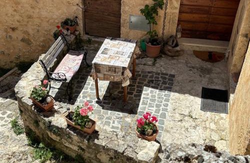 Santo Stefano di Sessanio Apartment | Rifugio di Nonno Gabriele