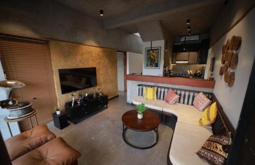 Quilon House | Ripples Cove Retreat - Your dream Lakeside getaway
