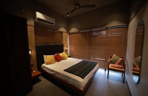 Quilon House | Ripples Cove Retreat - Your dream Lakeside getaway