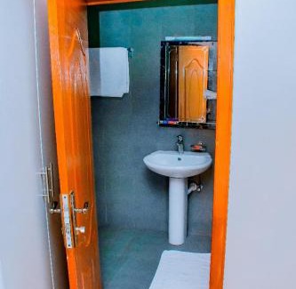 Kibuye Hotel | RIS Kivu breeze Hotel