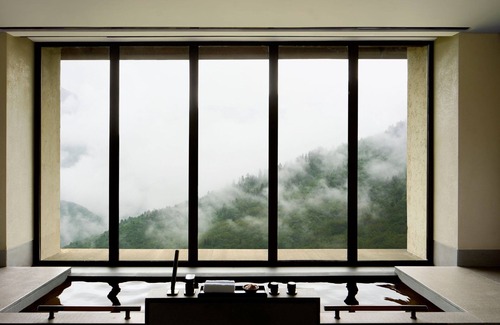 Jiuzhaigou Hotel | Rissai Valley, a Ritz-Carlton Reserve