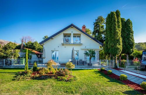 Ljubanista Hotel | Risteski Apartments - St. Naum