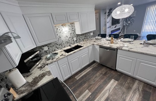 Appleton Apartment | Ritchie’s Residence of Kensington: Cinderella Suites