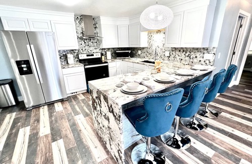 Appleton Apartment | Ritchie’s Residence of Kensington: Cinderella Suites
