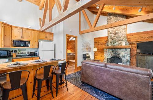 Sloat House | River Cabins | The Lost Sierra Ranch
