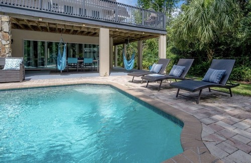 Temple Terrace House | ✨River Front✨Heated Pool Estate-Large Group,Busch Garden,USF, Sleeps 14
