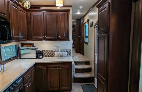Old Town House | River Haven: Scenic Riverfront RV on Historic Suwannee River