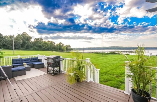 James Madison House | River House Oasis