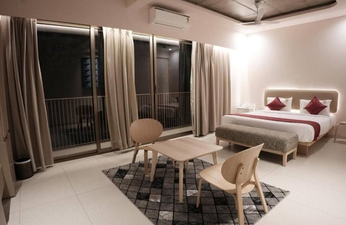 Palakkad Bed & Breakfast | River view bed & breakfast with AC, Breakfast & WiFi Complimentary