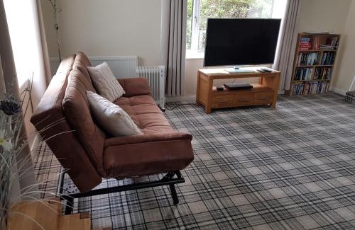 Tummel Bridge House | River View Cottage in Perthshire