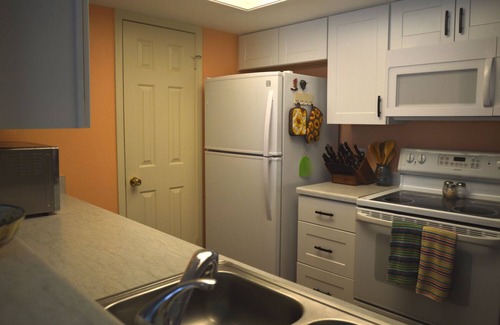 Laughlin Condo | River View Oasis - near Casinos - Pet Friendly
