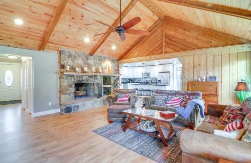Sloans Valley House | River-View Somerset Home Large Deck, Fire Pit!