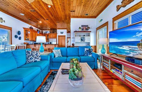 Carrabelle House | Riverfront Carrabelle Home with Furnished Patio!