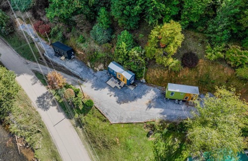Sylva House | Riverfront, Hiking, Fishing, 20 min to Smoky Mtns!