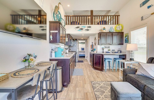 Isleton Cottage | Riverfront Isleton Cottage < 1 Mi to Rio Vista!