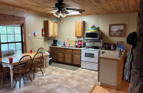 Jasper Cabin | Riverfront secluded 3-bedroom cabin on the scenic Neches River
