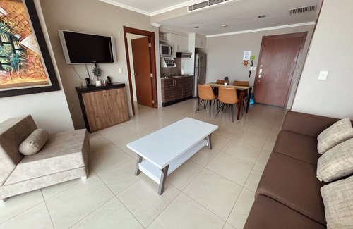 Guayaquil Apartment | Riverfront Suite in Puerto Santa Ana