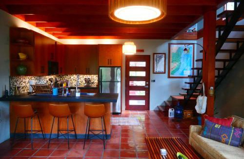 San Ignacio House | RiverHill Hideaway