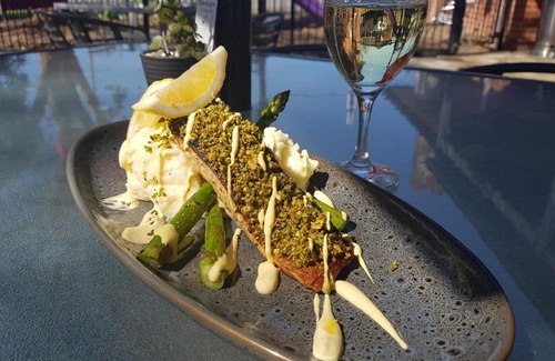 Holbrook Hotel | Riverina hotel