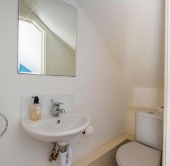 Solva Apartment | Riverside Bothy In Heart of Scenic Harbour Village